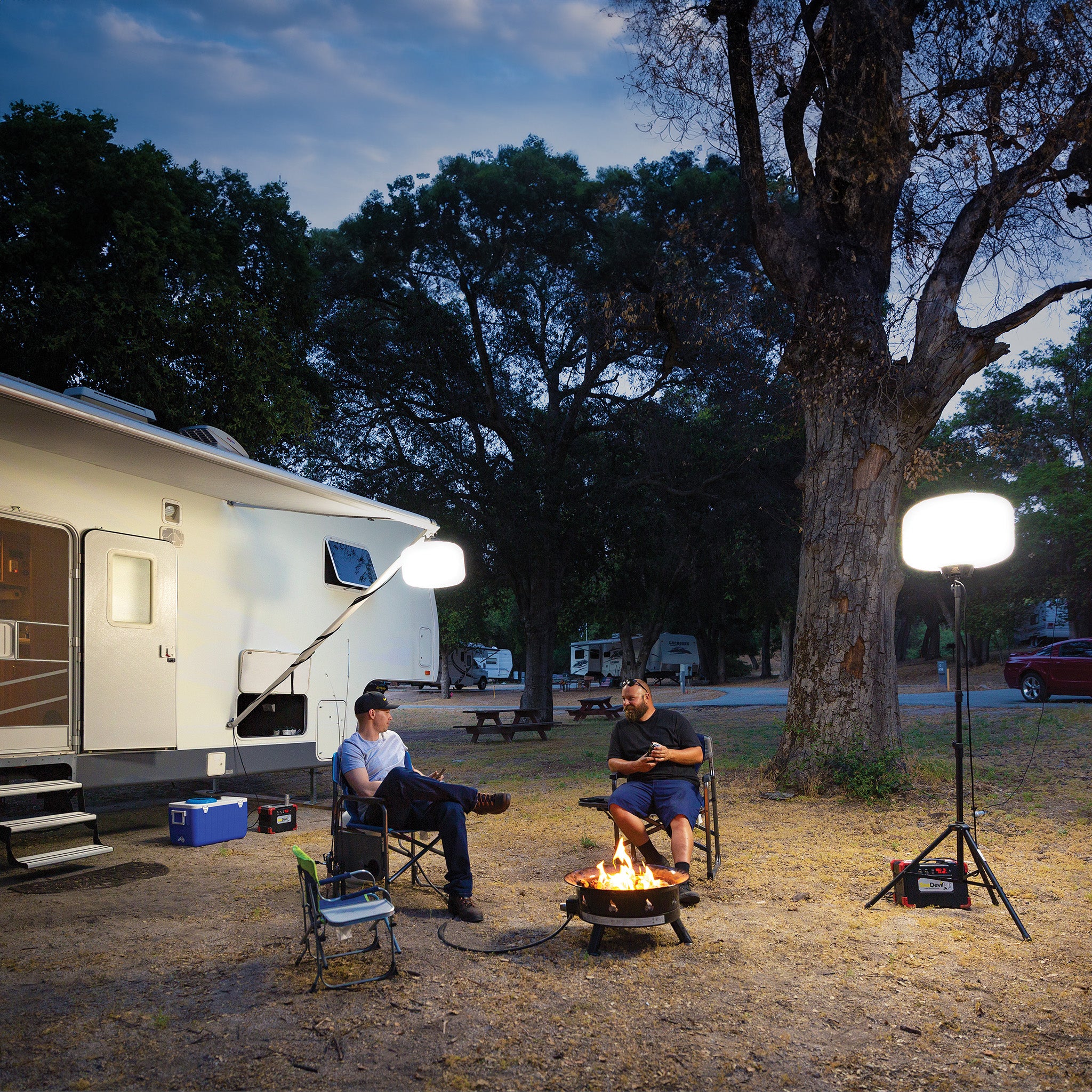 G3 60 Watt Balloon Light Fixture